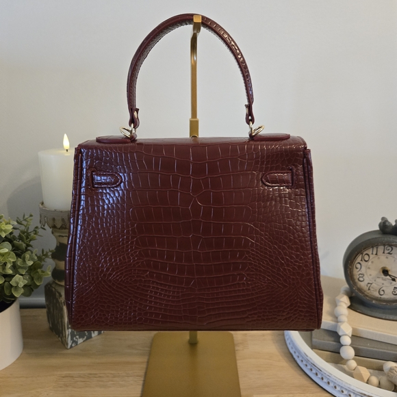 Victoria Hyde London Croc-Embossed Top Handle Bag - Picture 4 of 6